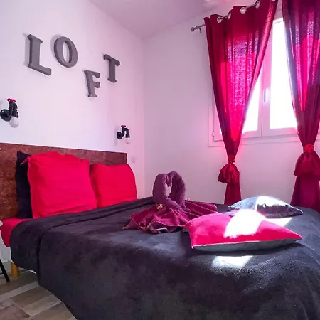 Reve D'azur En Bord De A La Nartelle Avec Piscine Dans La Residence, Terrasse, Bbq, 2 2 Sdb De 35m2 Draps Inclus
