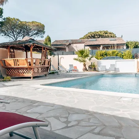Holiday home Reve D'azur En Bord De A La Nartelle Avec Piscine Dans La Residence, Terrasse, Bbq, 2 2 Sdb De 35m2 Draps Inclus