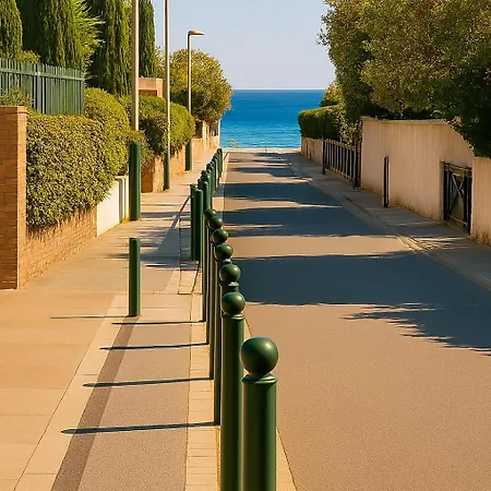 Ferienhaus T3 De 35m2 -reve D'azur - 2 Chambres- 2sdb - De La Nartelle - Arrivee 17h - 20h Maximum - Sejour Au Calme - Caution 100e