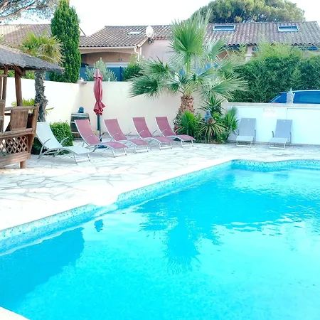 Holiday home Reve D'azur En Bord De A La Nartelle Avec Piscine Dans La Residence, Terrasse, Bbq, 2 2 Sdb De 35m2 Draps Inclus *