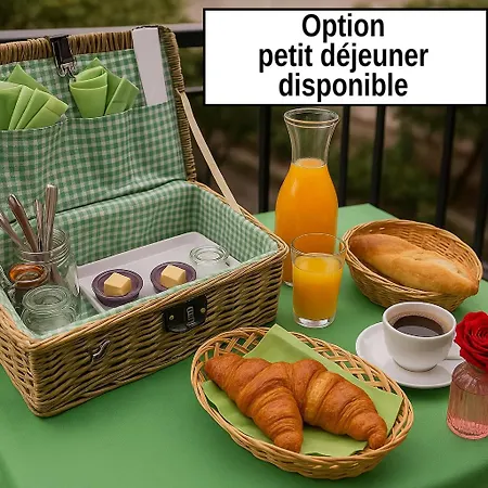 Dom wakacyjny Reve D'azur En Bord De A La Nartelle Avec Piscine Dans La Residence, Terrasse, Bbq, 2 2 Sdb De 35m2 Draps Inclus Sainte-Maxime